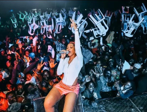 Spice Diana Joins Alien Skin's Submission Of Defending Fans, Who Indicated That They Do So To Prove The Performers' Authenticity.
