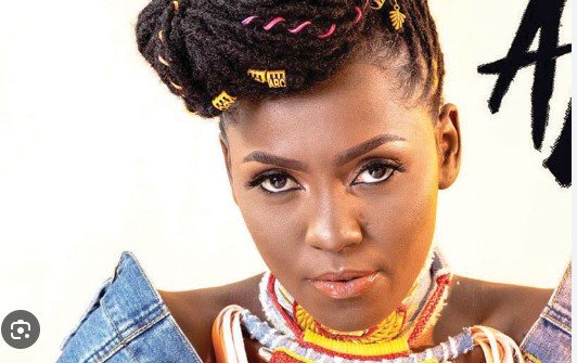 Artist Azawi To Sing Live @Hoima Booma Grounds