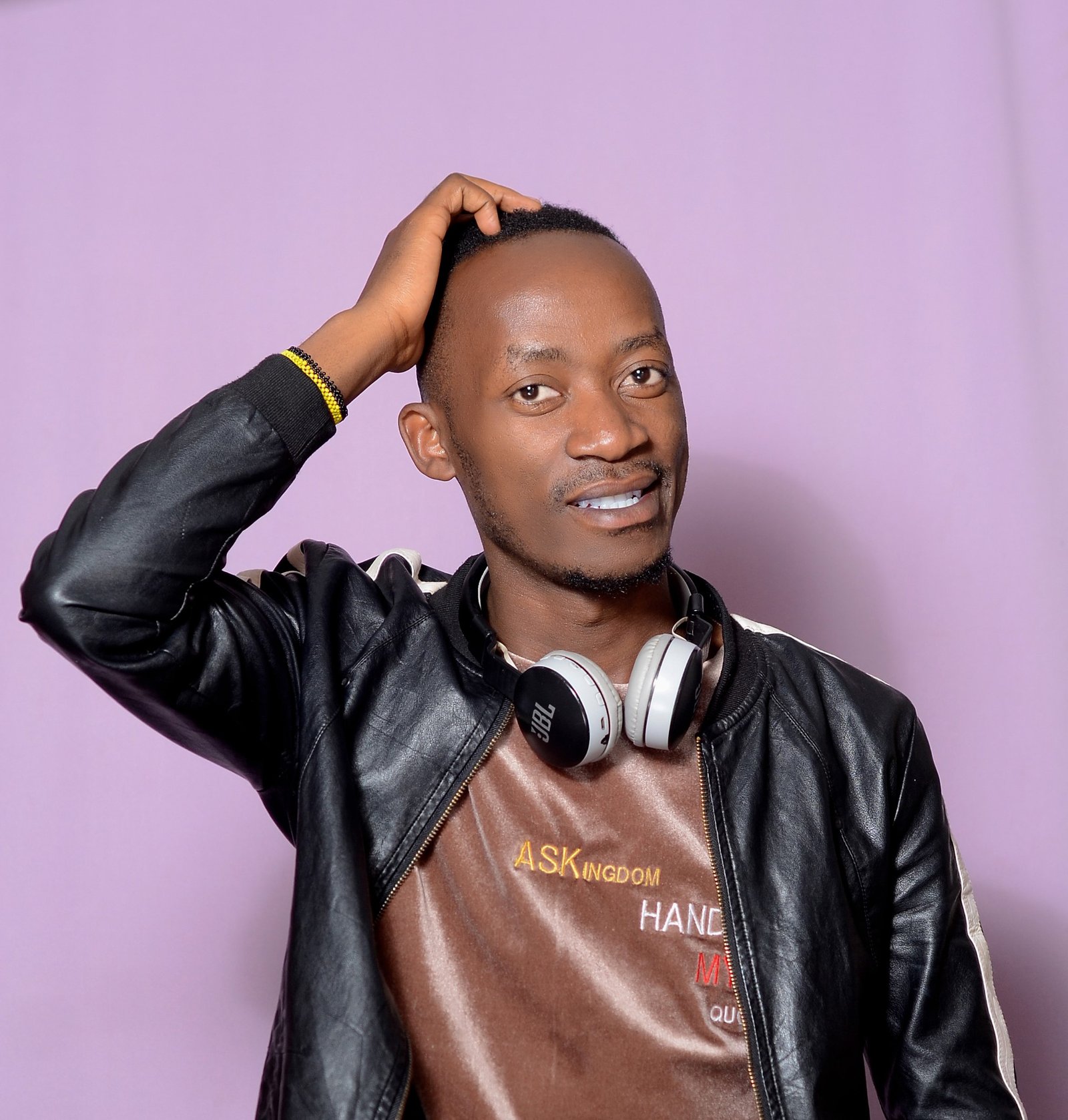 Scott Music Ug